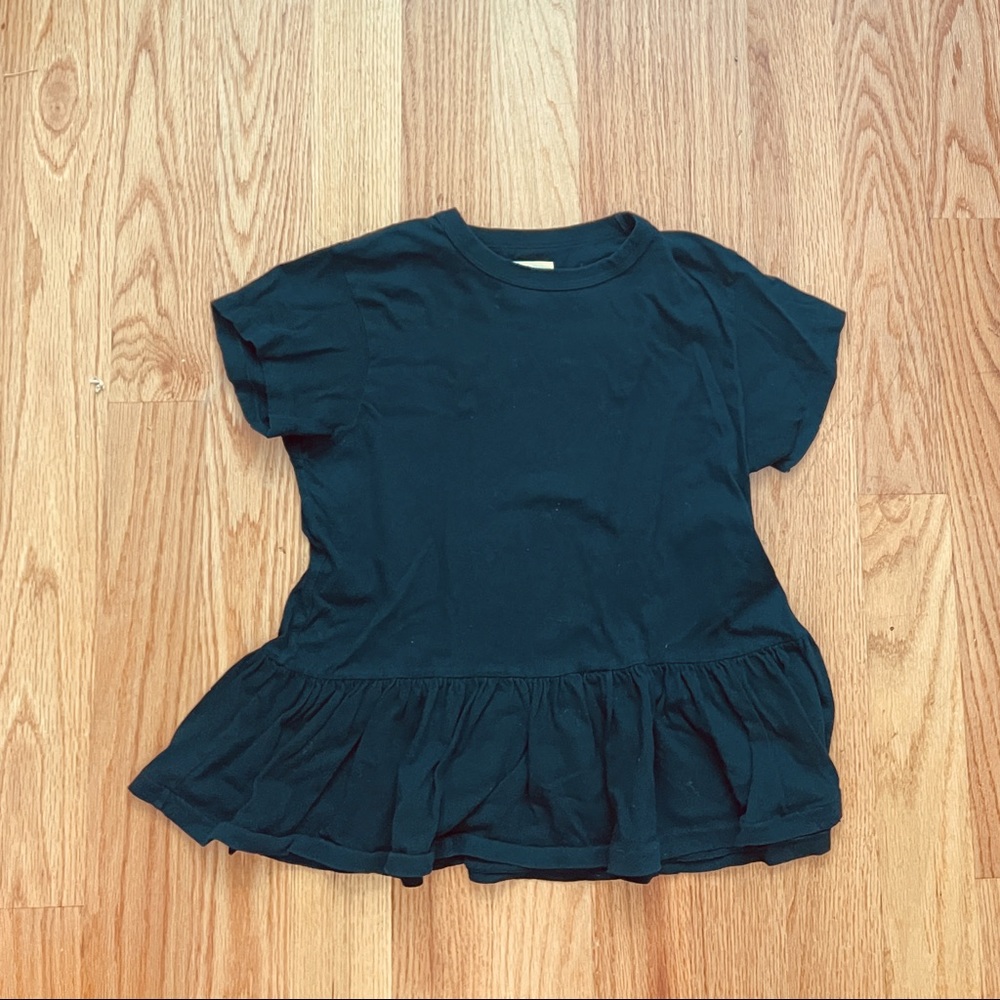 THE GREAT. Black Short Sleeve Ruffle Hem Tee